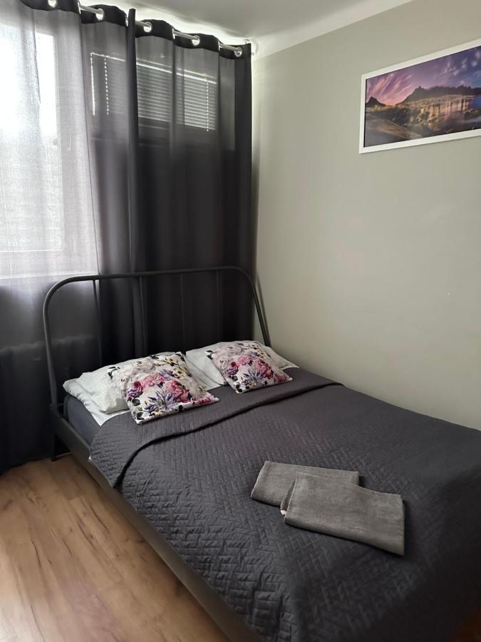 Coser Apartamenty III Warszawa Exteriör bild