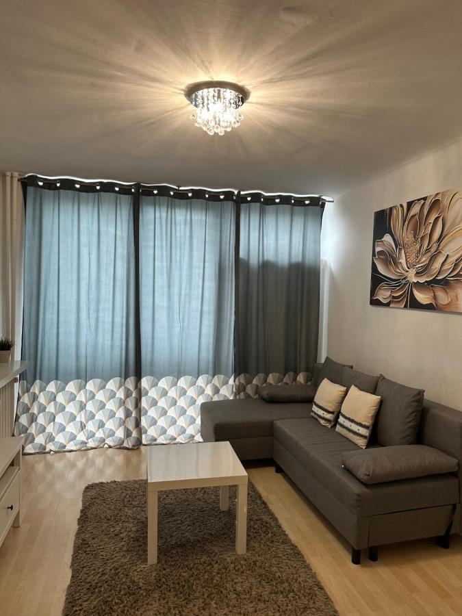 Coser Apartamenty III Warszawa Exteriör bild