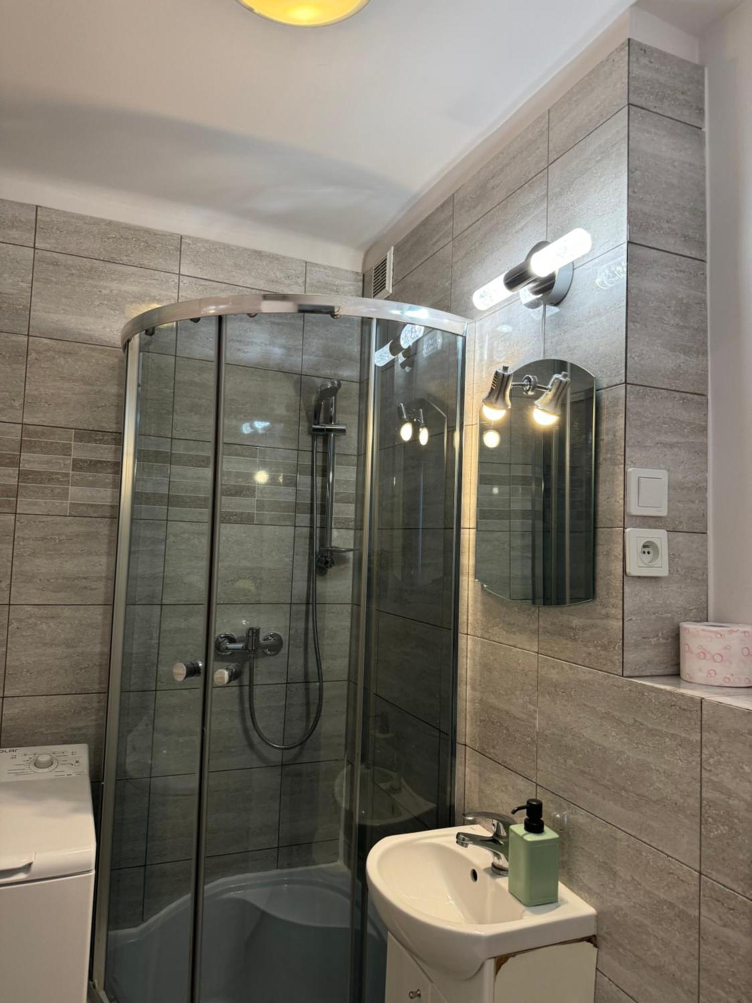 Coser Apartamenty III Warszawa Exteriör bild